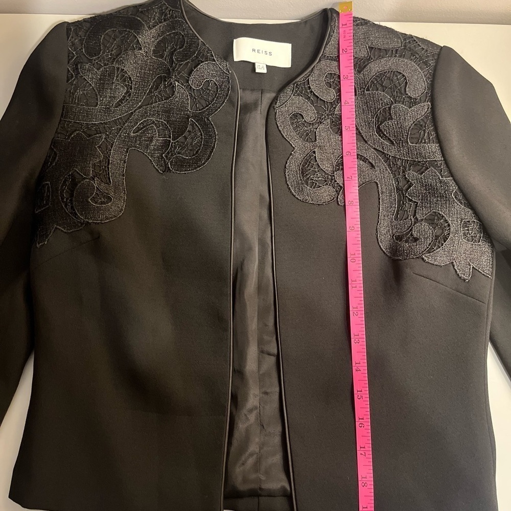 EUC Reiss Black Embroidered Arie Lace Panel Jacket- size 4 - Picture 8 of 10